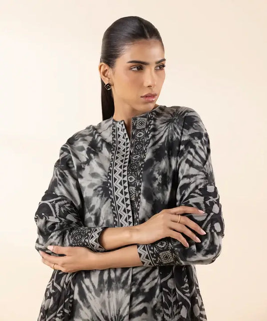 Khaadi Khaddar Digital Printed 3 Piece | KD102 - Trendy Casual Outfits - Laiba Rauf
