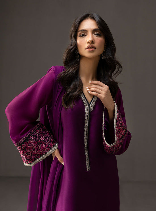 Zainab Chottani Shamoz Silk Embroidered 3 Piece | ZC106 - Trendy Casual Outfits - Laiba Rauf