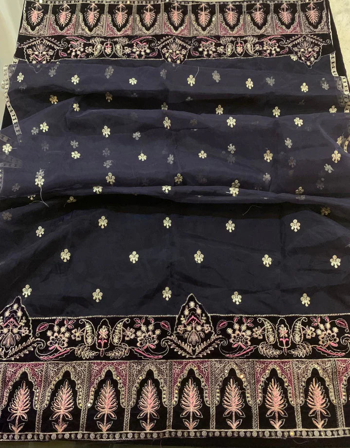 Baroque Velvet Embroidered 3 Piece | BQ129 - Trendy Casual Outfits - Laiba Rauf