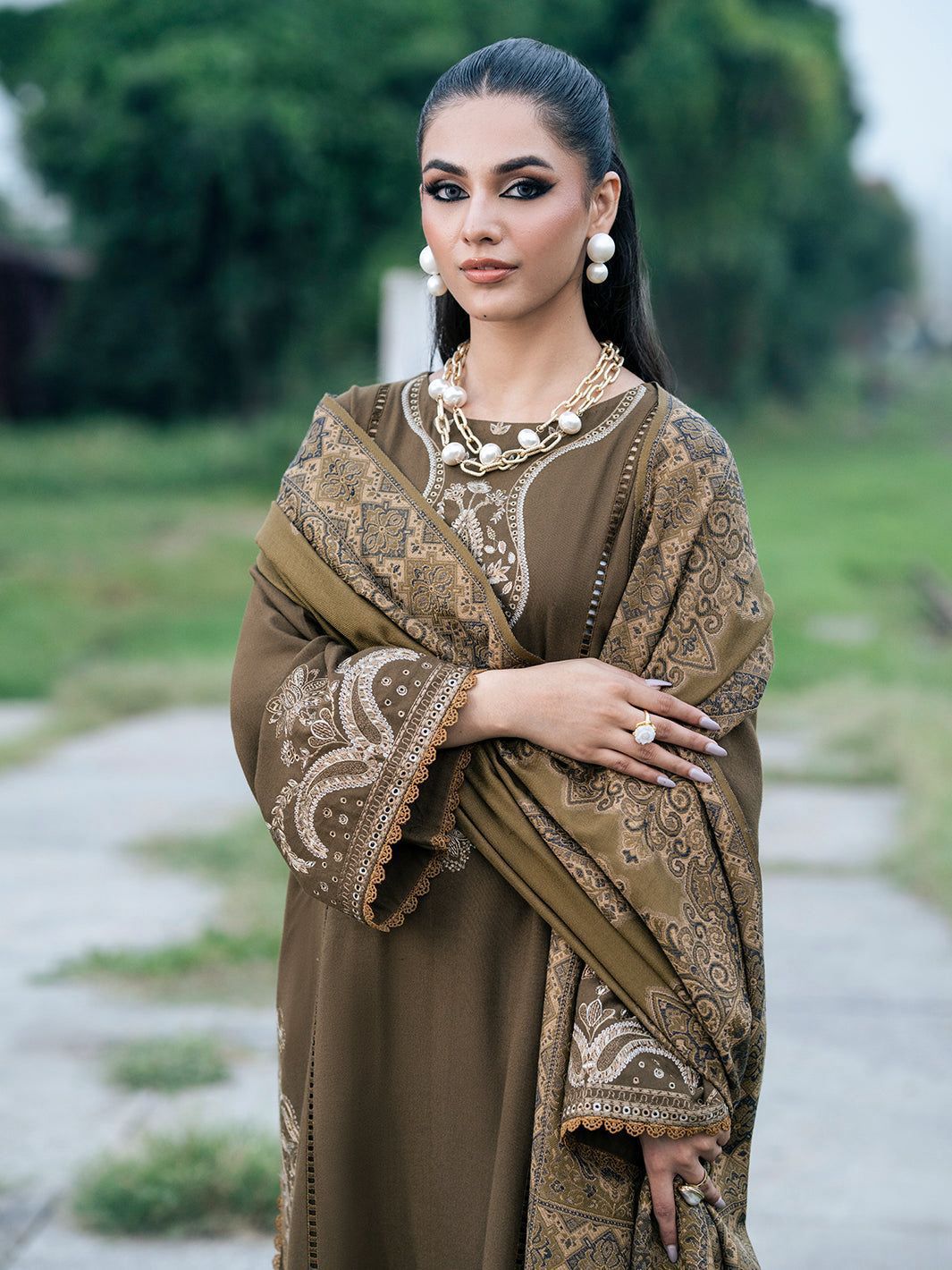 Izel Dhanak Embroidered 3 Piece | IL101 - Trendy Casual Outfits - Laiba Rauf