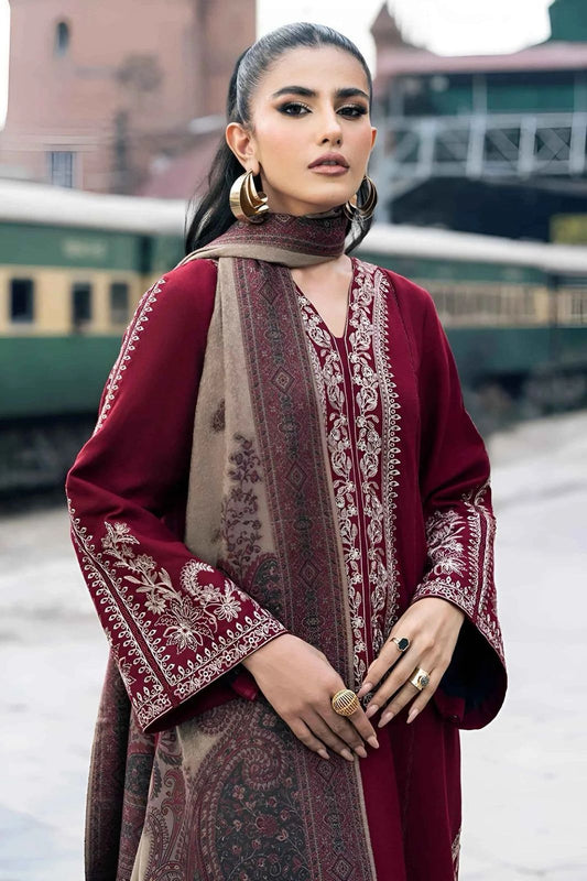 Izel Dhanak Embroidered 3 Piece | IL100 - Trendy Casual Outfits - Laiba Rauf