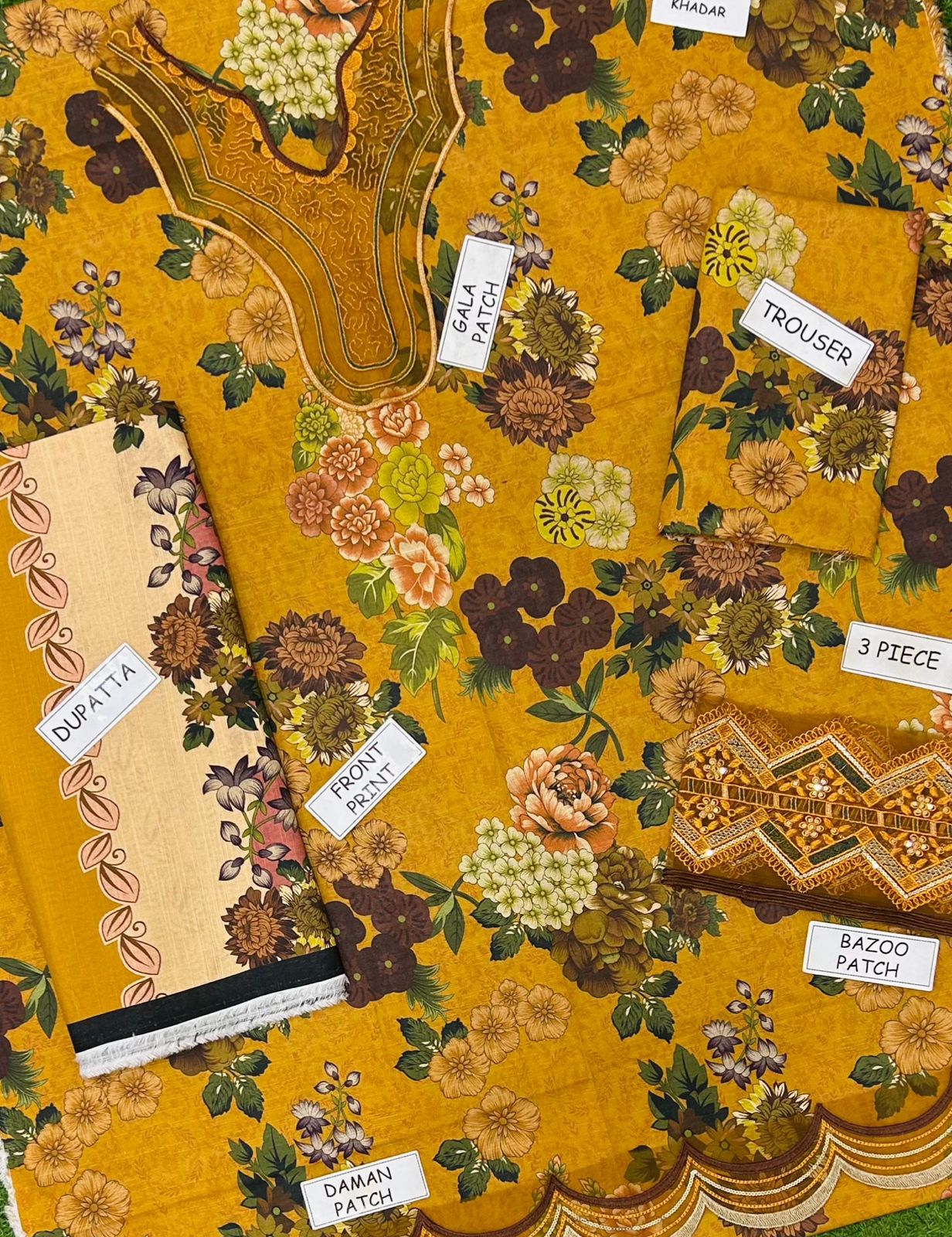 Iznik Khaddar Embroidered 3 Piece | IZ123 - Trendy Casual Outfits - Laiba Rauf