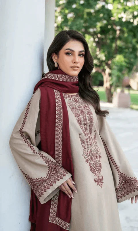 Baroque Dhanak Embroidered 3 Piece | BQ113 Laiba Rauf