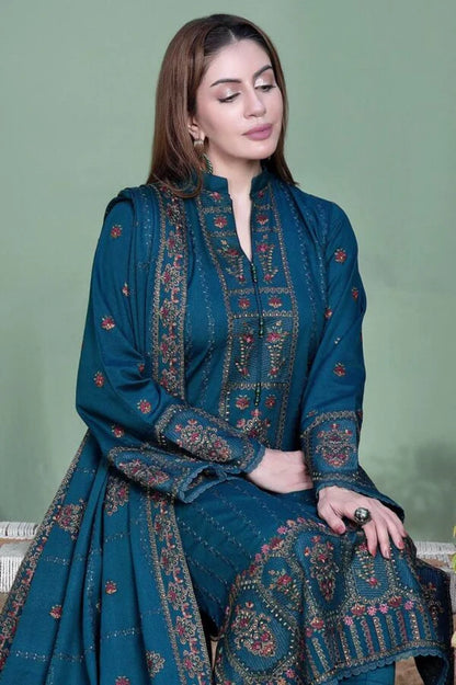 Mohagni Dhanak Embroidered 3 Piece | MG102 - Trendy Casual Outfits - Laiba Rauf