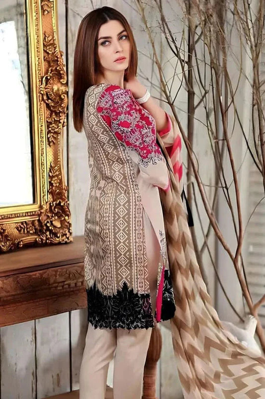 Limelight Linen 3 Piece | LL100 Laiba Rauf