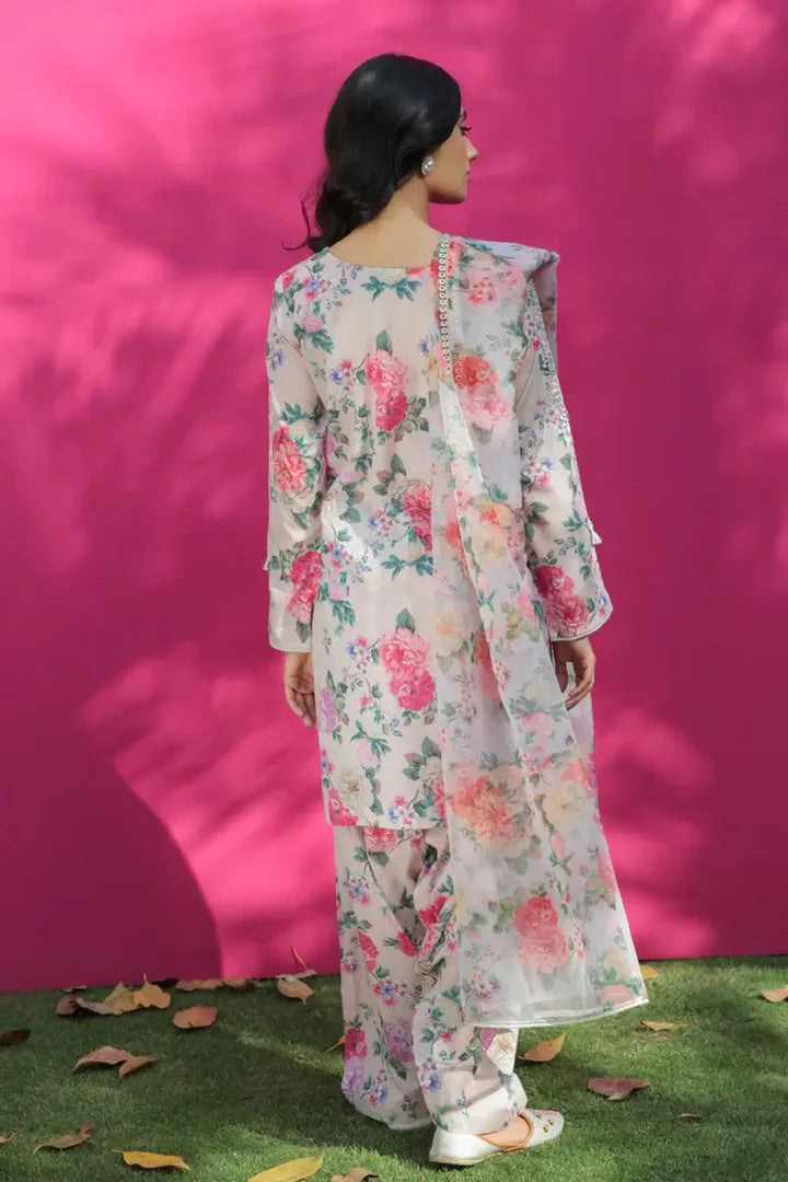 Baroque Linen Embroidered 3 Piece | BQ103 Laiba Rauf