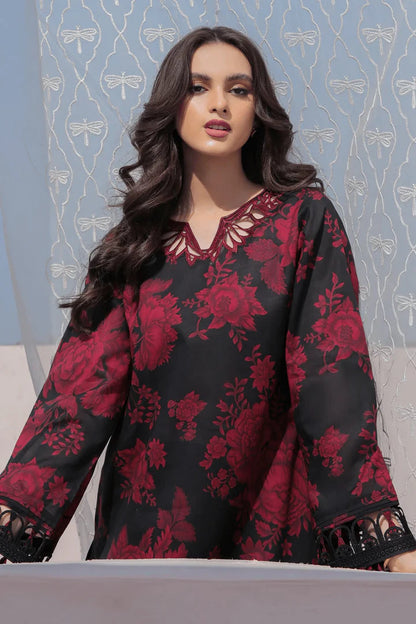 Sapphire Signature Linen 3 Piece Digital Printed Red Floral | No Patches | SE100 Laiba Rauf
