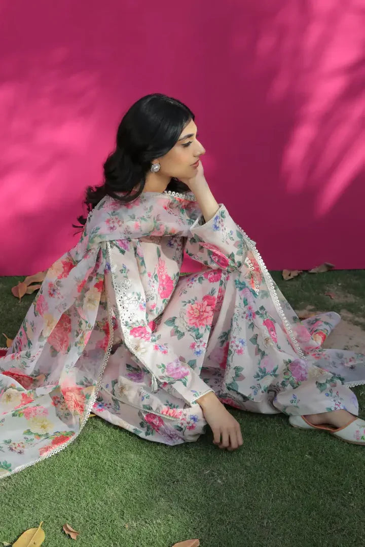 Baroque Linen Embroidered 3 Piece | BQ103 Laiba Rauf