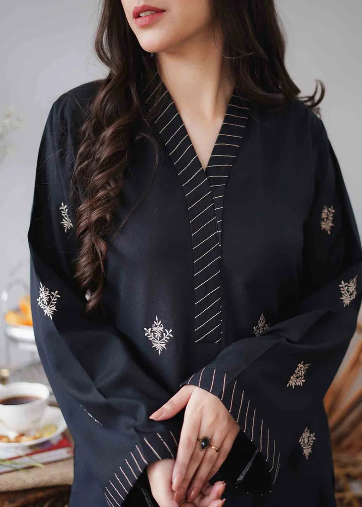 Aisling Dhanak Embroidered 3 Piece | AL102 Laiba Rauf