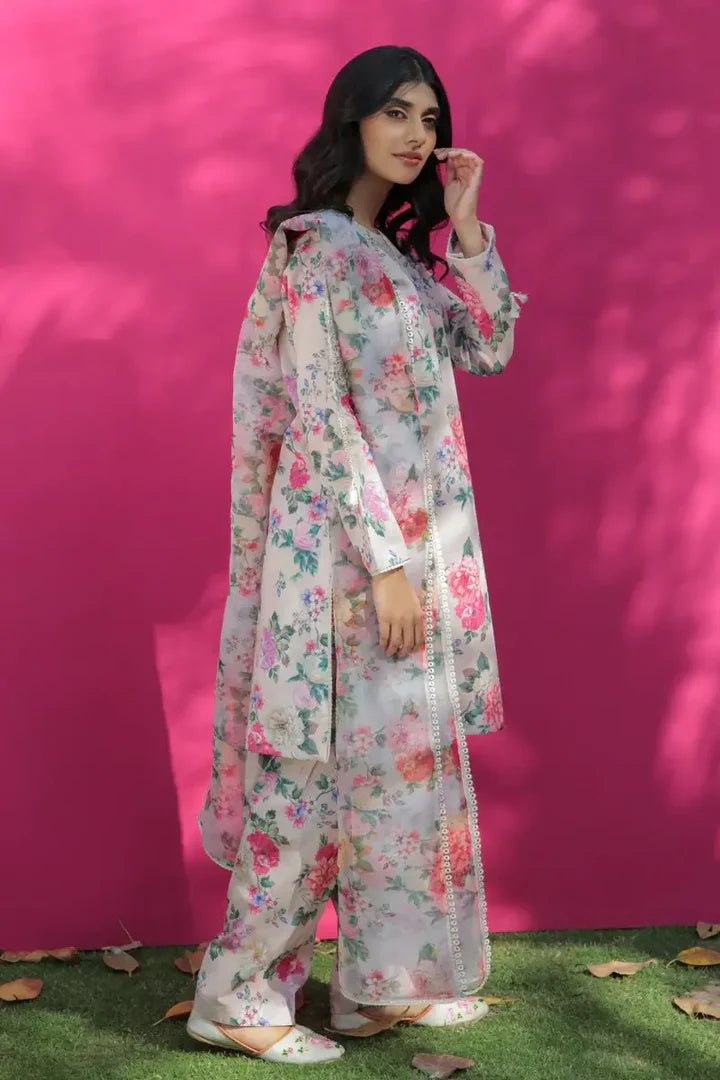 Baroque Linen Embroidered 3 Piece | BQ103 Laiba Rauf