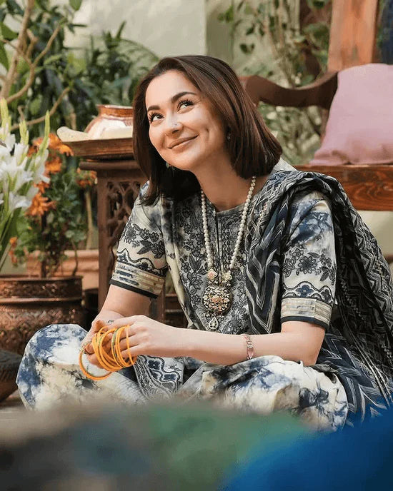Sapphire Dhanak Embroidered 3 Piece | SP105 Laiba Rauf
