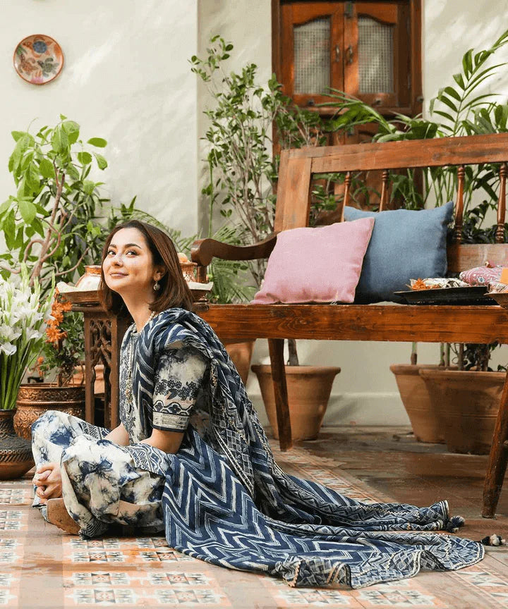Sapphire Dhanak Embroidered 3 Piece | SP105 Laiba Rauf