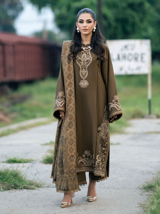 Izel Dhanak Embroidered 3 Piece | IL101 - Trendy Casual Outfits - Laiba Rauf