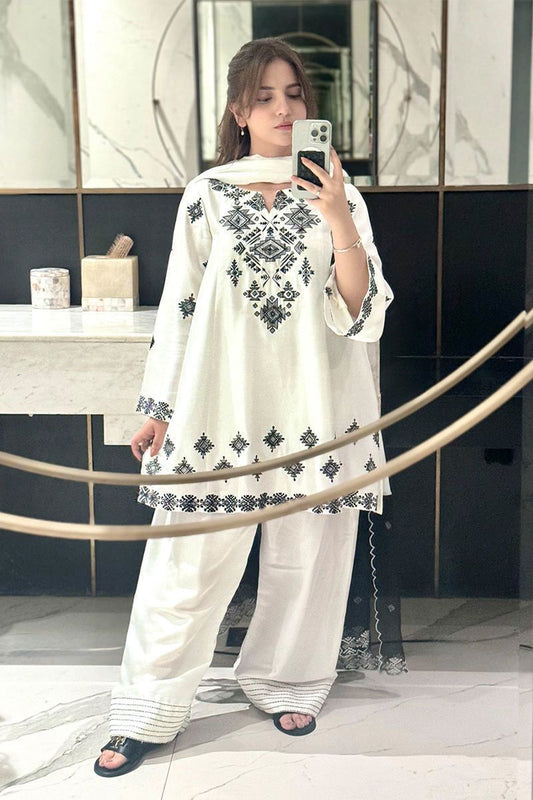 Laam Dhanak Embroidered 3 Piece | LM101 - Trendy Casual Outfits - Laiba Rauf